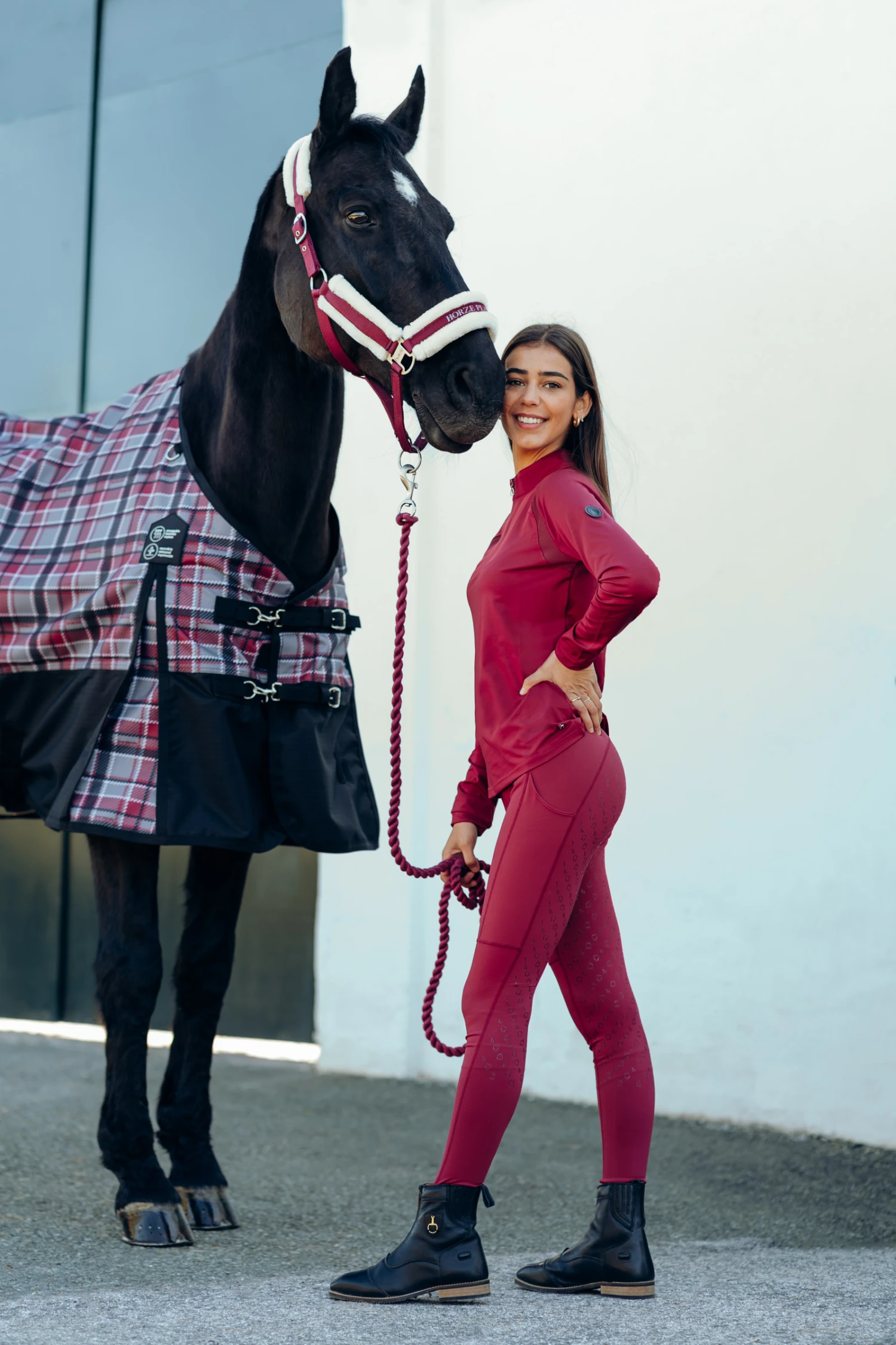 Horze Nadia Damen Vollbesatzreithose Mit 4 Taschen 17 Horze Nadia Damen Vollbesatzreithose Mit 4 Taschen – Bild 15